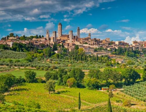 Mariage en Toscane: poésie et beauté parmi les maisons anciennes, vignobles et caves historiques
